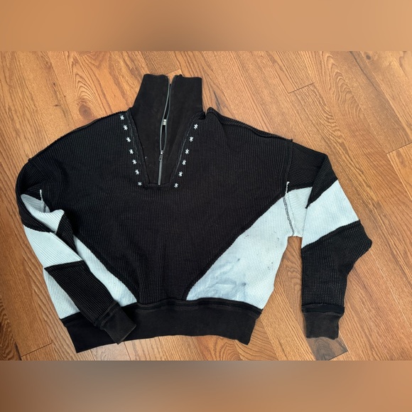 Free People We the free waffle oversized pullover zipper neck top. adorable NWT - Picture 2 of 7